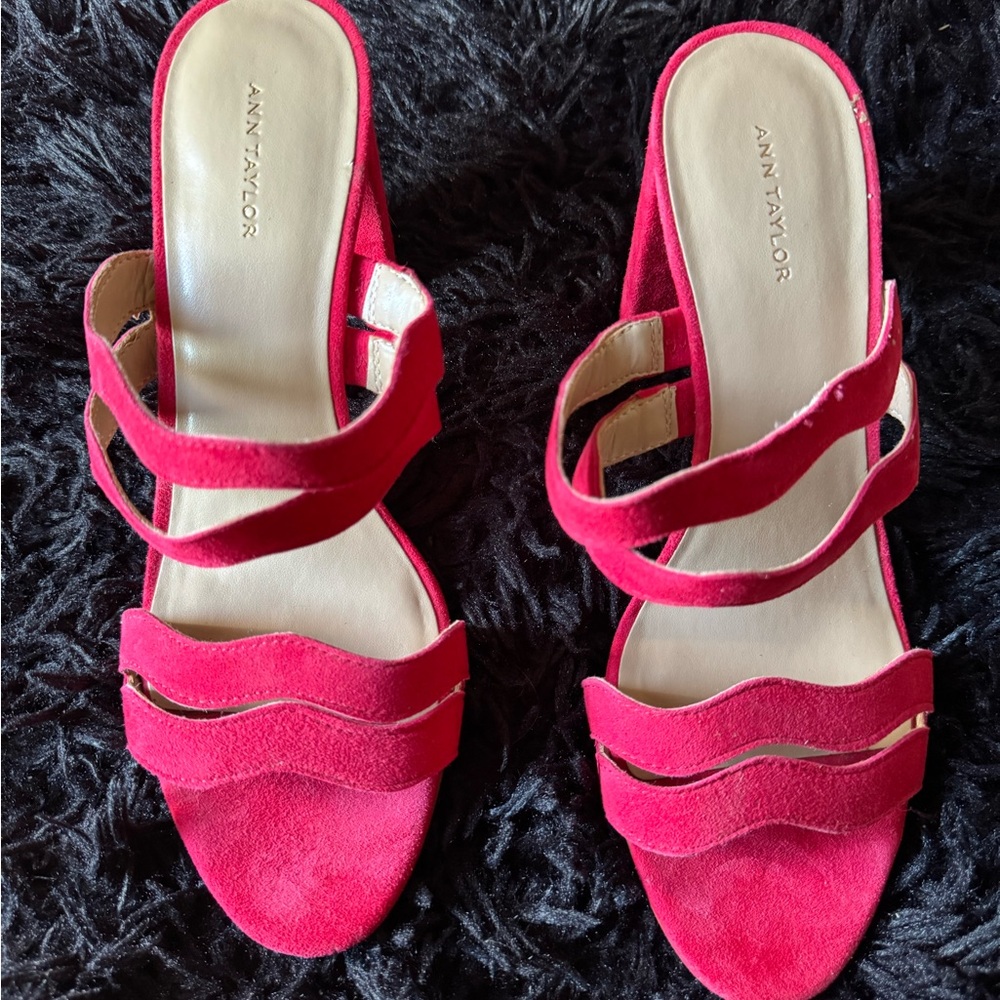 Ann Taylor Women's Vibrant Red Sandals